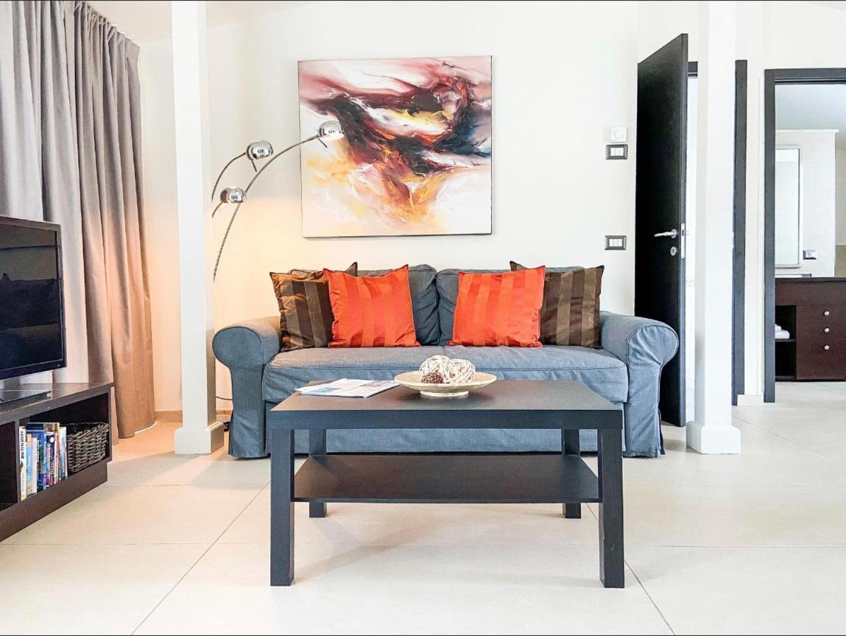 Taonasi Mazzaro Apartments ตาออร์มินา ภายนอก รูปภาพ
