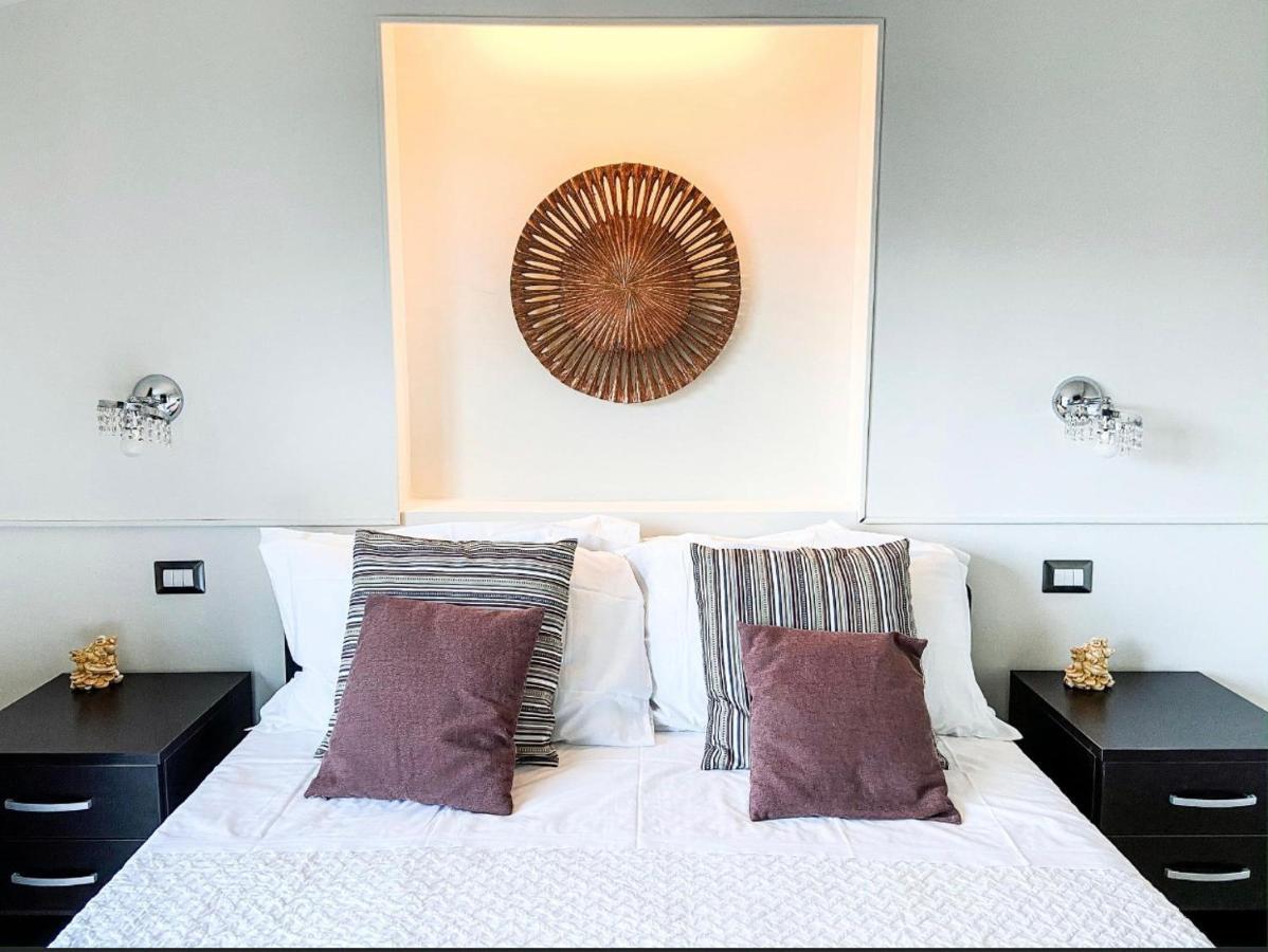 Taonasi Mazzaro Apartments ตาออร์มินา ภายนอก รูปภาพ